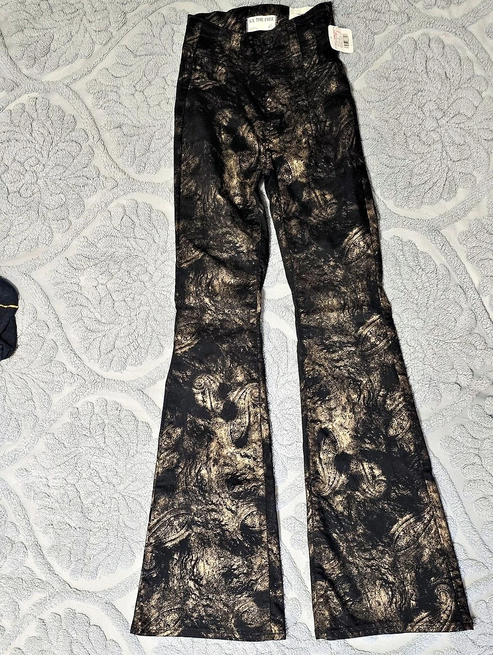 We The Free Paisley Flare Pants in Black & Gold Size 25 NWT